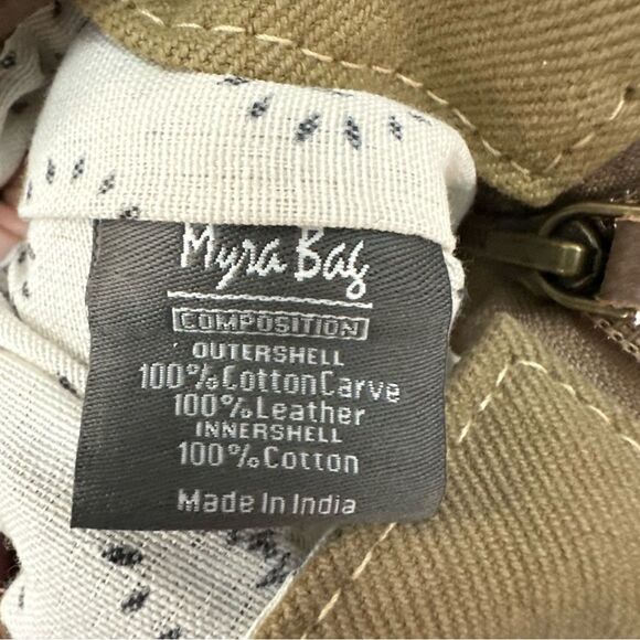 Myra Bag Handmade Exquisite Move Weekender Bag Upcycled NWT One Size - Picture 12 of 16